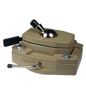 9-210, вакуумное основание