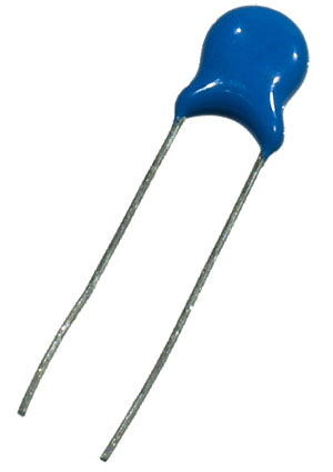 CC81 2KV 06B NP0 J F5 10PF, CC81, керам.конд. 2кВ d6 NP0 J F5мм 10пФ